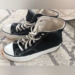 Converse Run Star Hike High Top black shoes